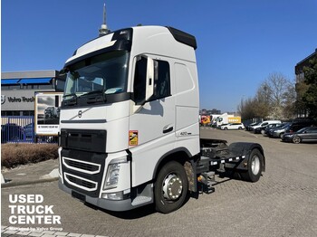 Tractor truck Volvo FH 420 4x2T Globetrotter ADR: picture 1