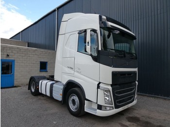 Tractor truck Volvo FH 500 GLOBETROTTER EURO 6: picture 1