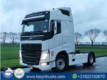 Tractor truck Volvo FH 500 globetrotter 2x tank: picture 1
