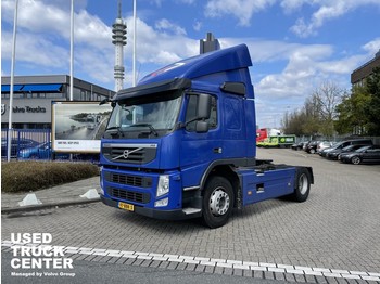 Tractor truck Volvo FM 330 Sleepcab 4x2T EURO 5: picture 1
