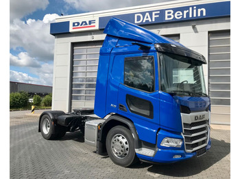 Tractor truck DAF
