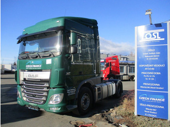 Tractor truck DAF XF 460