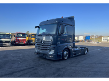 Tractor truck MERCEDES-BENZ Actros 1843