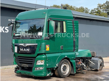 Tractor truck MAN TGX 18.460