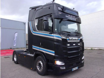 Tractor truck SCANIA S 770