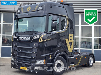 Tractor truck SCANIA S 580