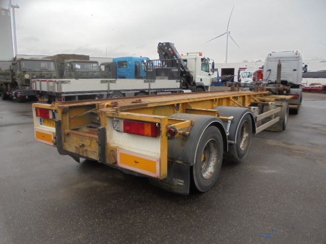 Container transporter/ Swap body trailer Burg BPA 10-18: picture 4