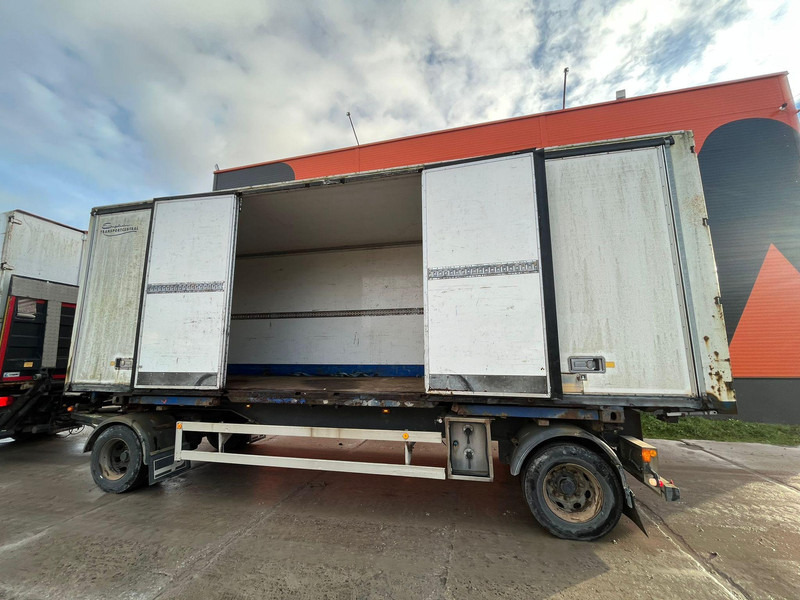 Container transporter/ Swap body trailer PARATOR CV 10 10 BOX L=7811 mm: picture 13