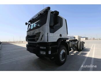 IVECO Trakker Chassis w/ Sleeping - cab chassis truck