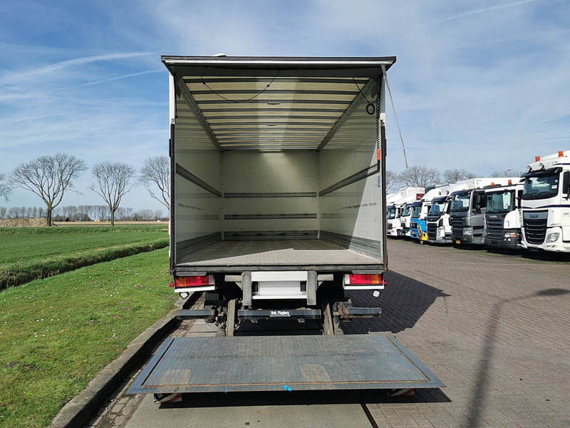 Box truck Iveco 120E25 EUROCARGO eev manual: picture 13