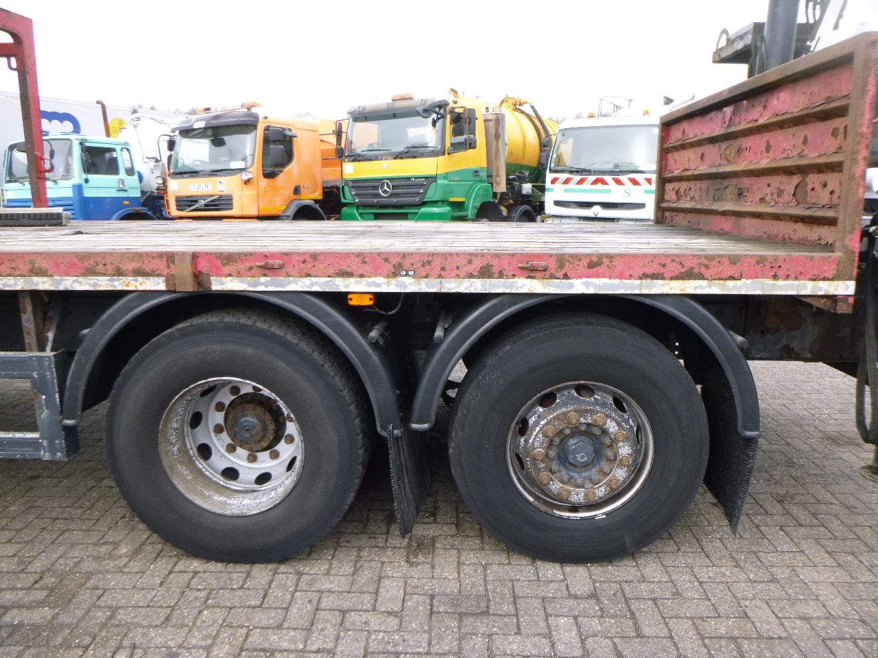 Crane truck, Dropside/ Flatbed truck Iveco AD260S31Y 6x2 RHD + Hiab 144 DLS-2 Pro: picture 30