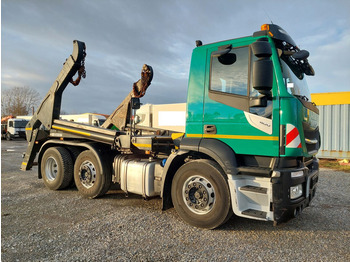 Skip loader truck IVECO