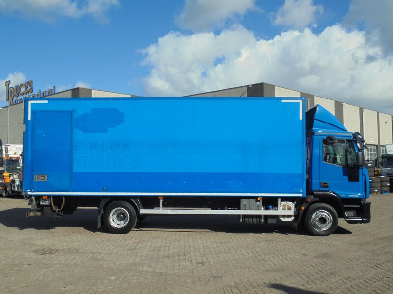 Box truck Iveco EuroCargo 120E22 + Euro 5 + LIFT: picture 6