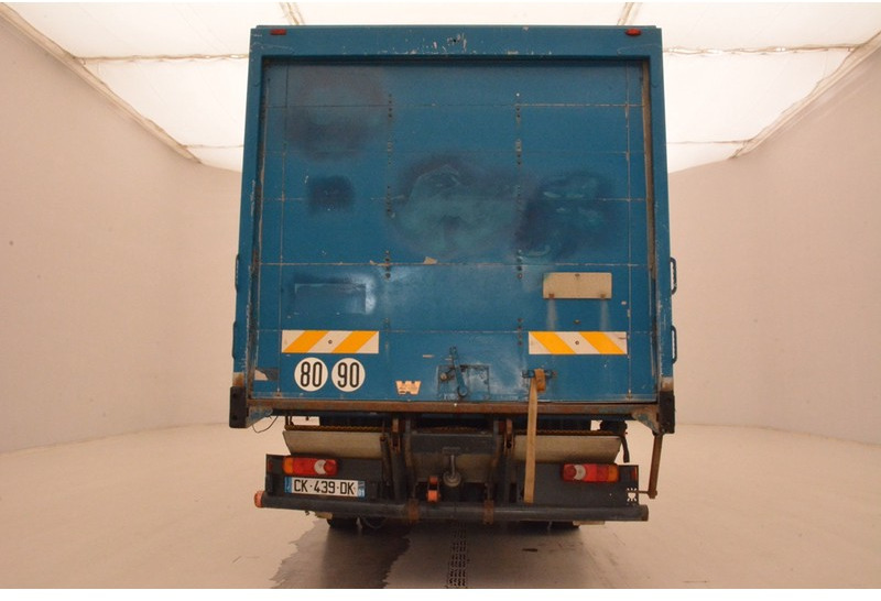 Box truck Iveco Eurocargo 120E18: picture 10