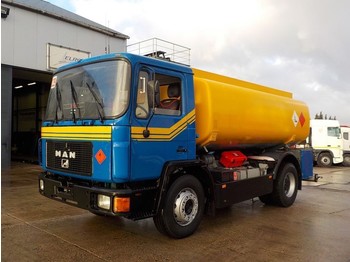 Tanker truck MAN 17.292 (BIG AXLE / 6CYLINDER / 13200L / 2 COMPARTMENTS): picture 1