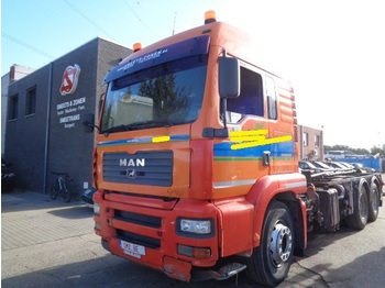 Cab chassis truck MAN TGA 33.413 steel/manual/engine: picture 1