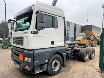 Cab chassis truck MAN TGA 33.480 6x4 MANUAL GEARBOX ZF - RETARDER - 13T AXLES - EURO 4 D26 - AIR SUSPENSION - A/C - SLEEPERCAB - FR TRUCK: picture 3