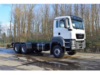 New Cab chassis truck MAN TGS 33.400 BB WW 6x6: picture 1