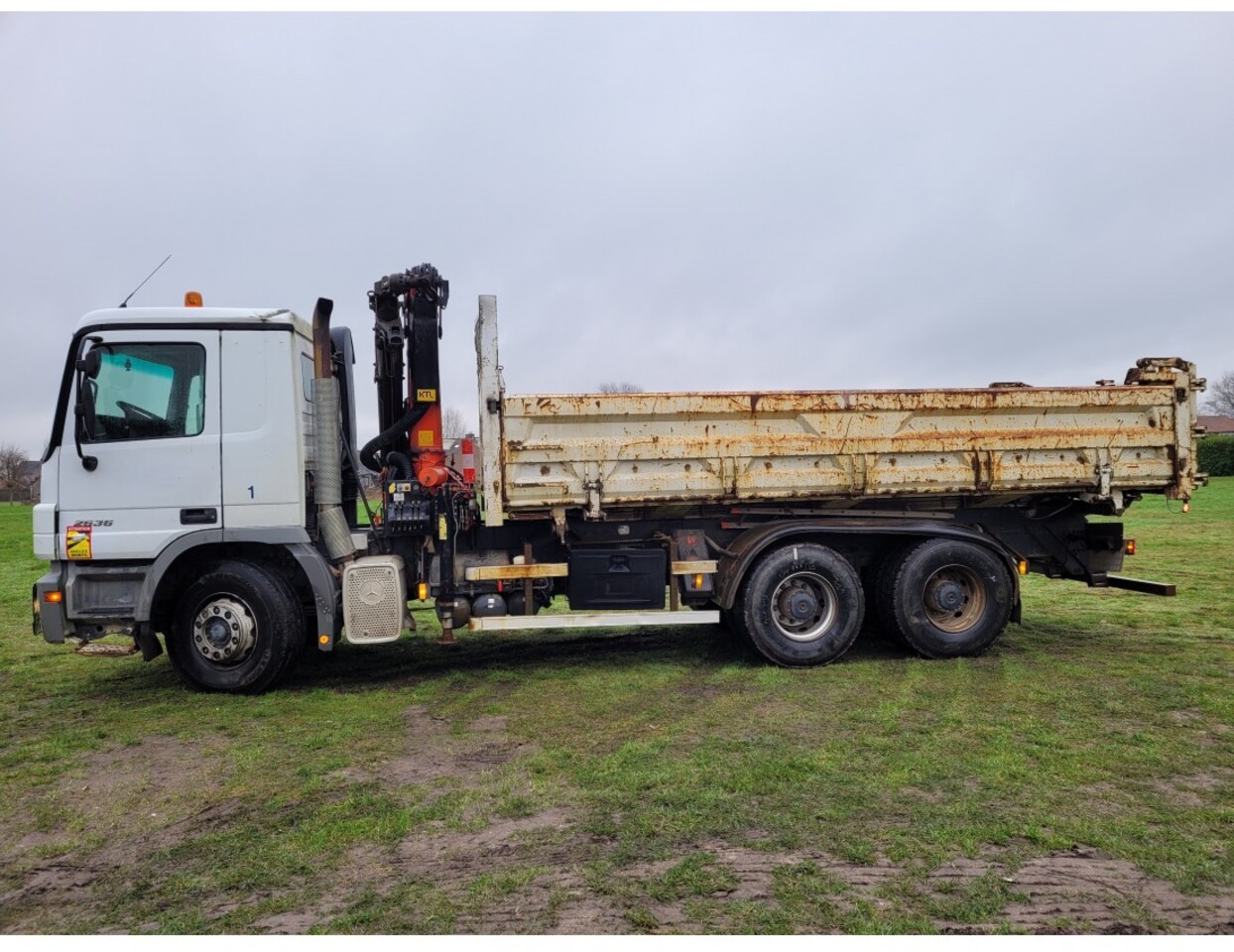 Tipper, Crane truck MERCEDES-BENZ ACTROS 2636 6X4 Palfinger 15002 remote: picture 6