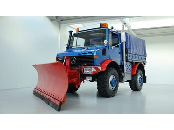 Curtain side truck, Utility/ Special vehicle MERCEDES-BENZ Unimog 425-Serie U1500: picture 1