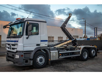 Hook lift truck MERCEDES-BENZ Actros 2646
