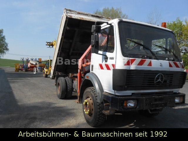 Tipper, Crane truck Mercedes-Benz 1717 AK Kipper Allrad mit Kran: picture 26