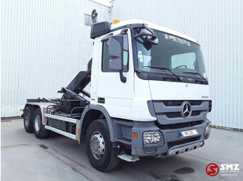 Container transporter/ Swap body truck MERCEDES-BENZ Actros 2641