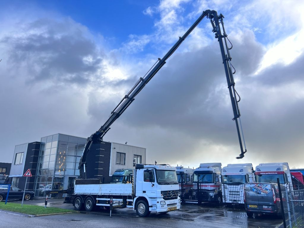 Dropside/ Flatbed truck, Crane truck Mercedes-Benz Actros 2646 6X4 HIAB 288E-6 HiPro + FLYJIB 70X +: picture 3