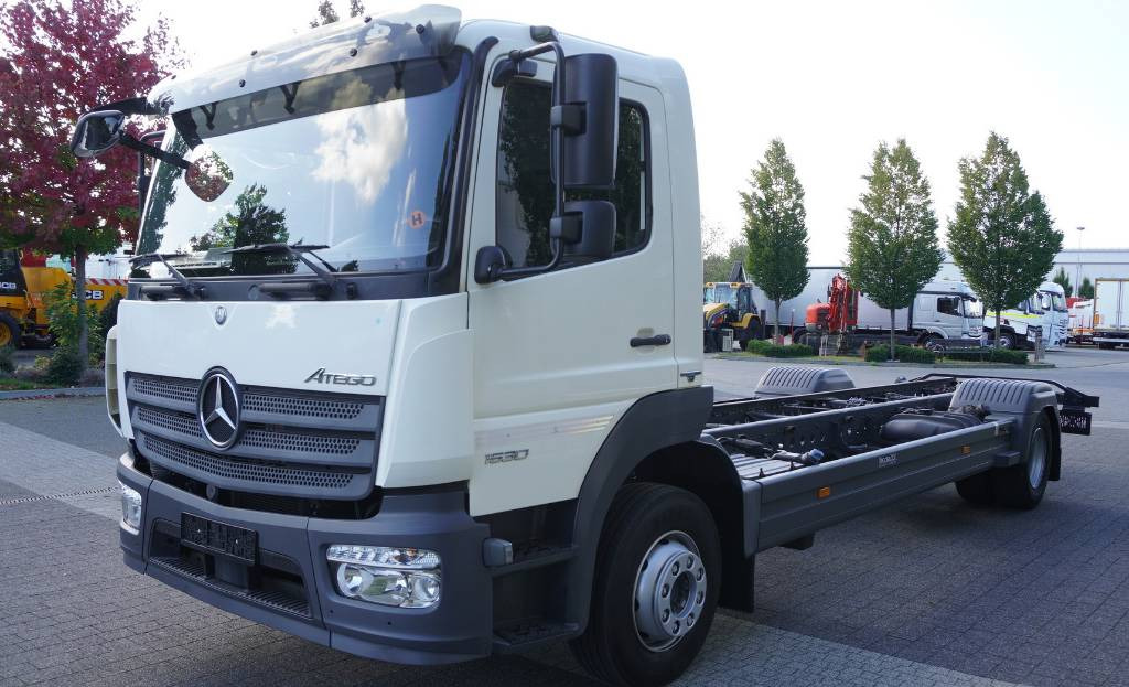Cab chassis truck Mercedes-Benz Atego 1530 L 4×2 E6 / length 7,4m / 5 pieces: picture 7