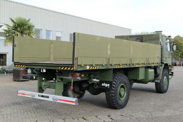 Dropside/ Flatbed truck Scania P92HK 4x4, Allrad, Containertransporter, Klima: picture 6