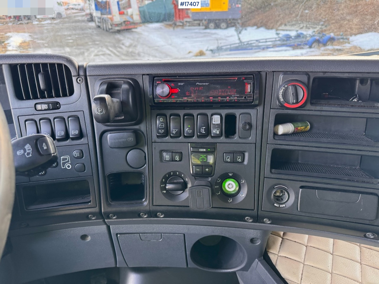 Box truck Scania R420: picture 31