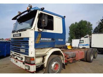 Cab chassis truck SCANIA R142