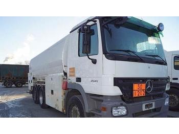Tank truck Mercedes-Benz 2541 6x2 tankbil (4 rom)