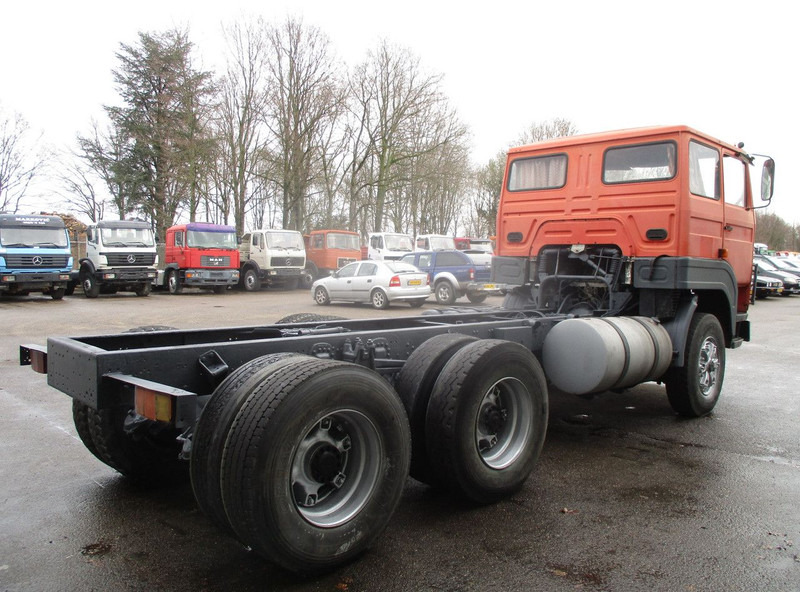 Cab chassis truck Volvo F7 , 6x4 , Manual , Euro 1 , Telma Retarder , Spring suspension: picture 3