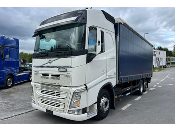 Curtain side truck VOLVO FH 540