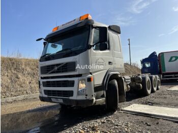 Cab chassis truck VOLVO FM 440