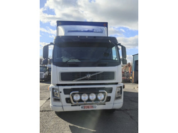 Curtain side truck Volvo FM9-300 6X2 Curtain side: picture 2