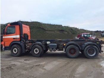Container transporter/ Swap body truck Volvo FM 12: picture 1