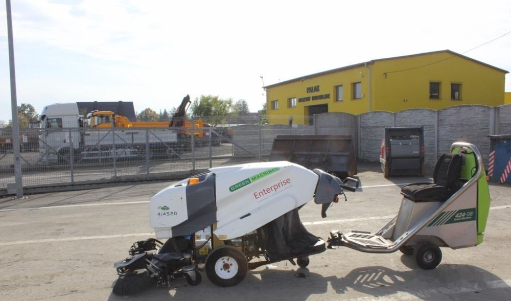 Road sweeper Green Machines 414 Street sweeping machine: picture 2