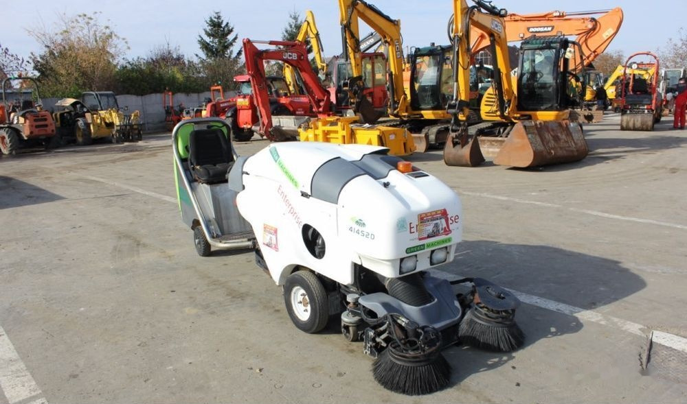 Road sweeper Green Machines 414 Street sweeping machine: picture 4