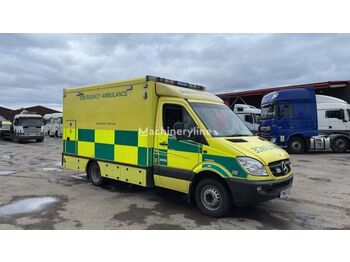 Ambulance MERCEDES-BENZ SPRINTER 519 CDI: picture 1