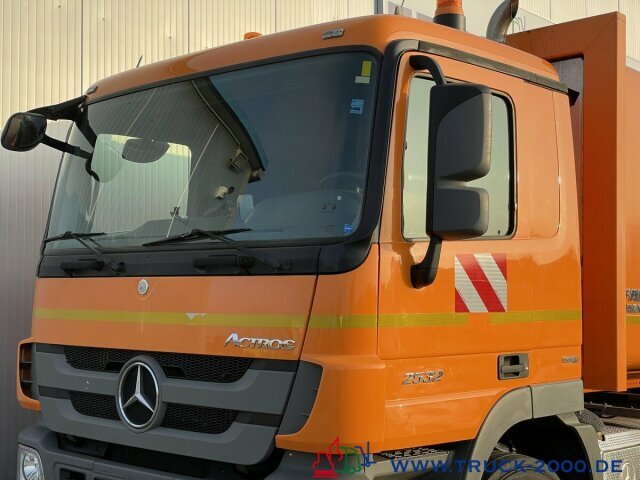 Garbage truck for transportation of garbage Mercedes-Benz 2532 Actros Faun Variopress 22m³ Zoeller Delta: picture 6