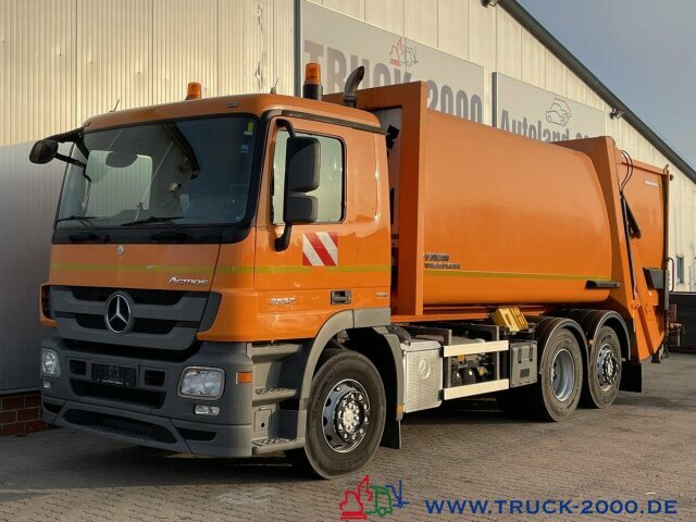 Garbage truck for transportation of garbage Mercedes-Benz 2532 Actros Faun Variopress 22m³ Zoeller Delta: picture 8