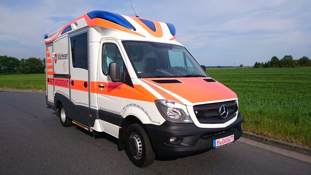 Ambulance Mercedes-Benz Tigis Mod 2016 wie neu: picture 4