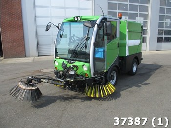 Bucher CityCat 2020 with 3-rd brush - Road sweeper