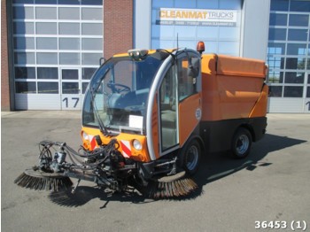 Bucher CityCat CC2020 with 3-rd brush - Road sweeper