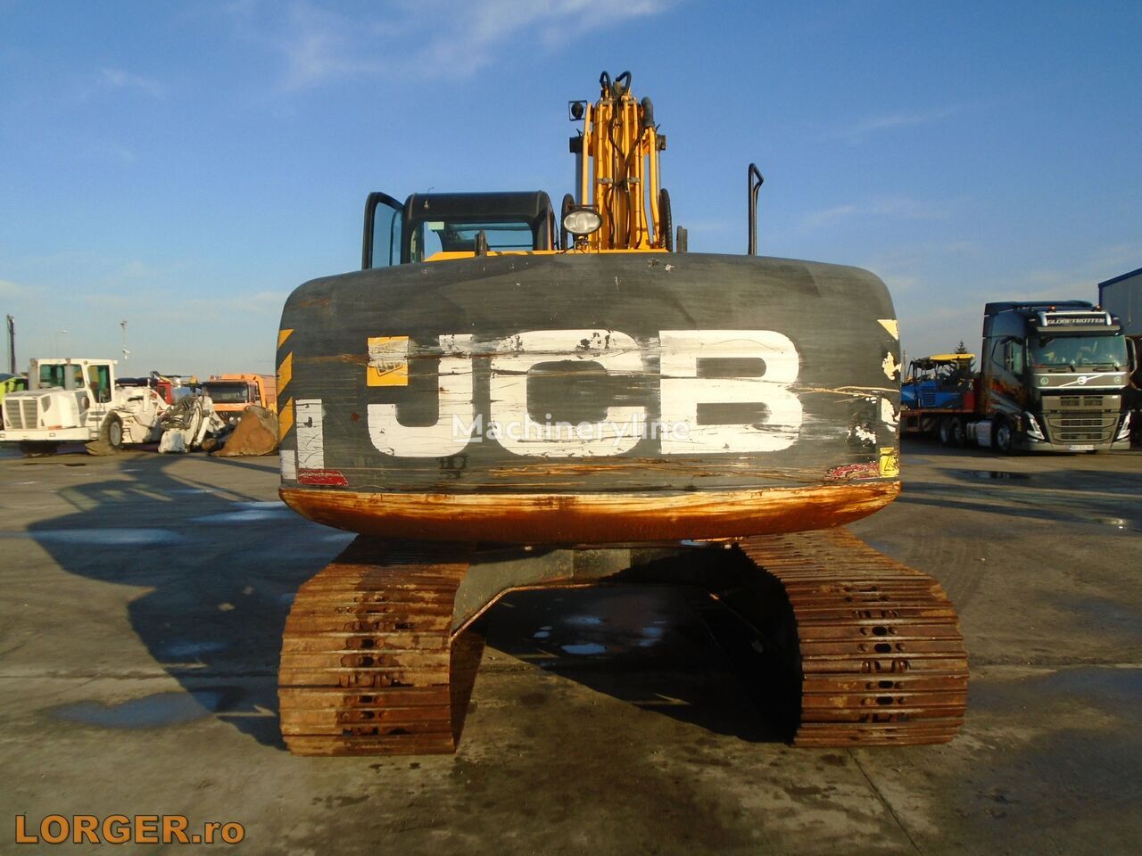JCB JS 210 LC - Crawler excavator: picture 5