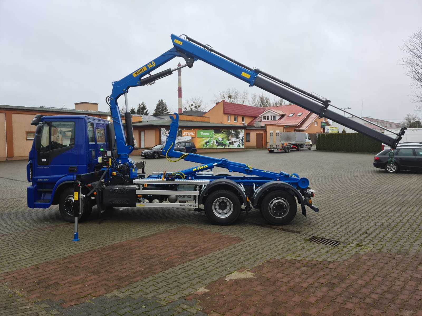 KING Vehicle Body Builder - Utility/ Special vehicles - new, diesel undefined: picture 2