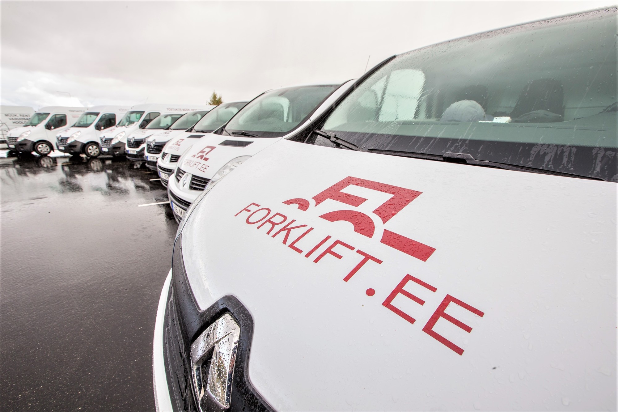 FORKLIFT OU - Material handling equipment LINDE - Year: 2017, air conditioner undefined: picture 3