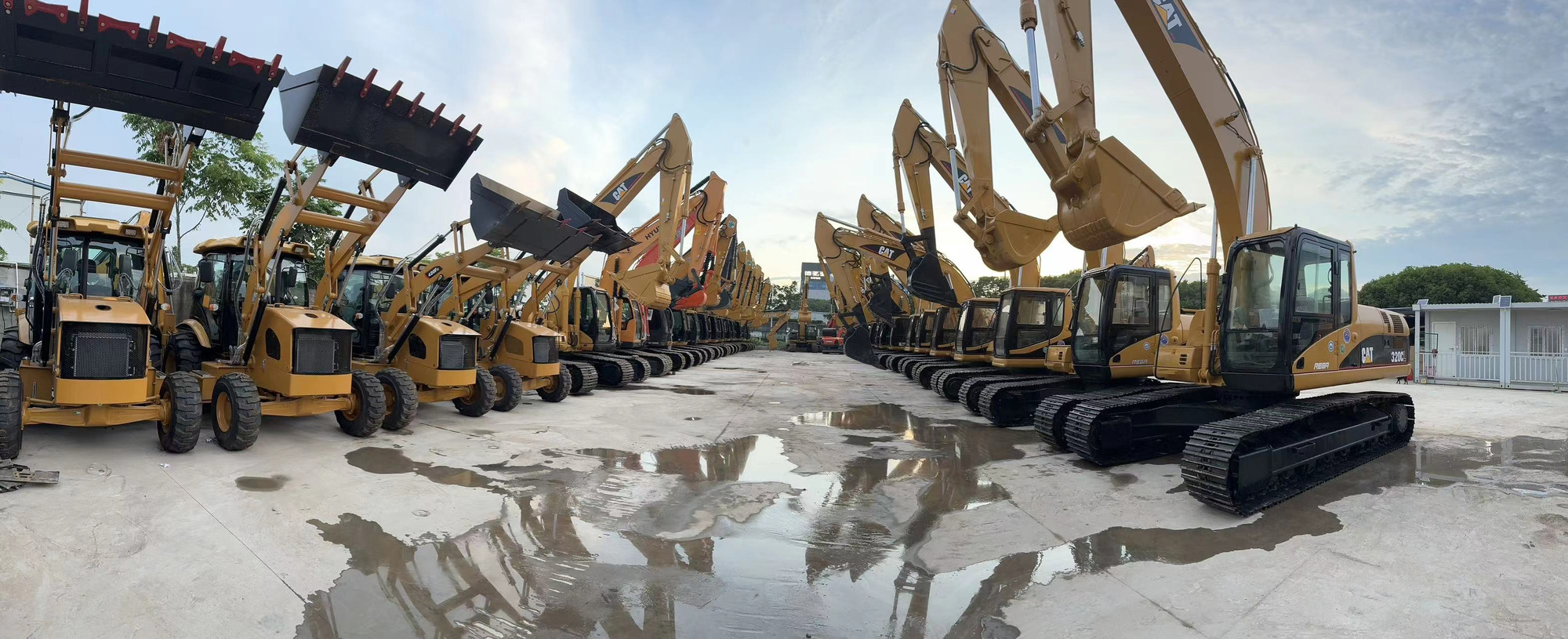 Sunight Development Company Limited - Construction machinery HYUNDAI undefined: picture 6